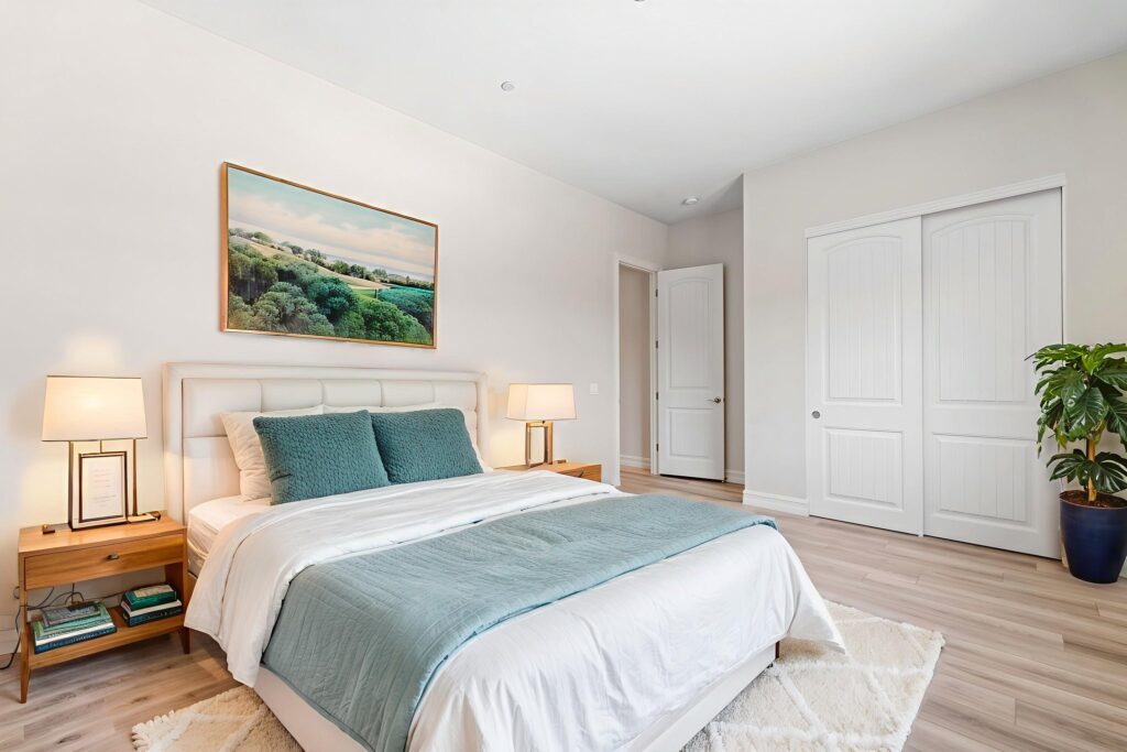 23-web-or-mls-21-web-or-mls-12649 Via Vigneto (2 of 49) virtually staged