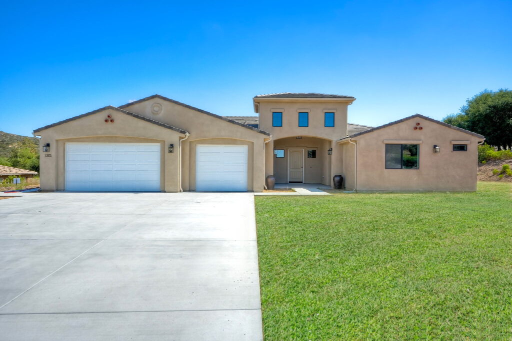 25-web-or-mls-16-print-1_via_trevi_12073_print (2)