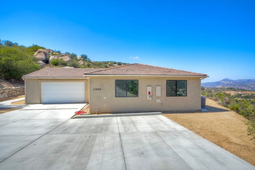 2_via_trevi_11938_mls