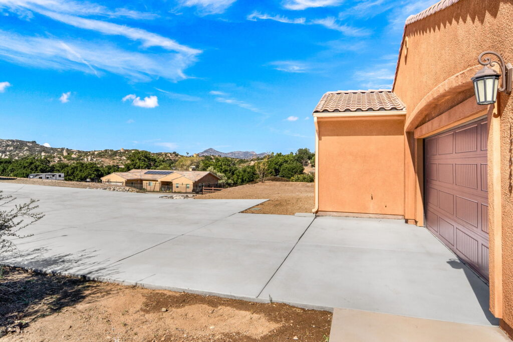 39-web-or-mls-12635 Via Vigneto (36 of 48)