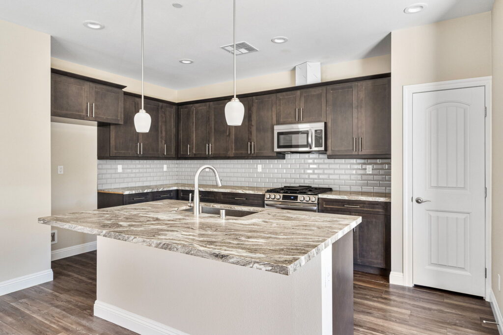 9-web-or-mls-12635 Via Vigneto (6 of 48)